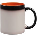 Кружка-хамелеон On Display, матовая, черная с оранжевым — изображение 5