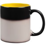 Кружка-хамелеон On Display, матовая, черная с желтым — изображение 4