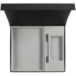 аккумулятор и ручку