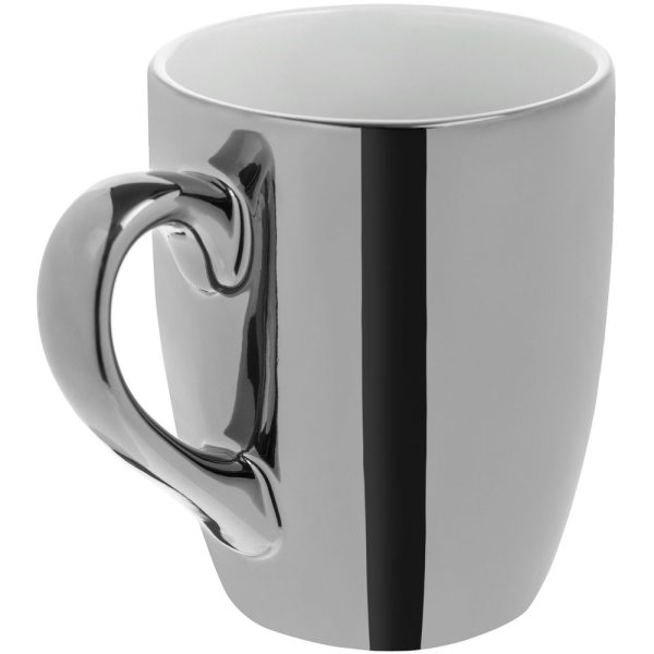 серебристая