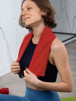 Спортивное полотенце Vigo Small, красное — изображение 7