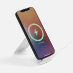 Органайзер с беспроводной зарядкой и набором адаптеров Octopod, белый — изображение 3