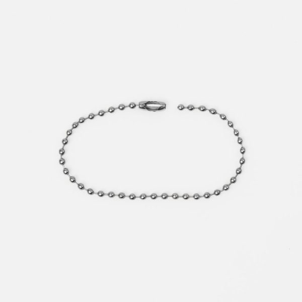 серебристая