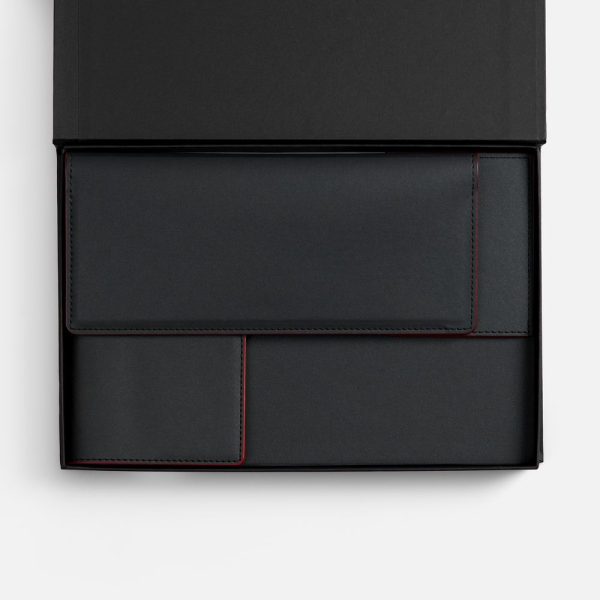 черный с красным