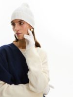 Шапка Bernard, молочно-белая (ванильная) — изображение 5
