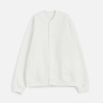 молочно-белый