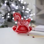 Свеча фигурная «Лошадка-качалка», красная — изображение 4