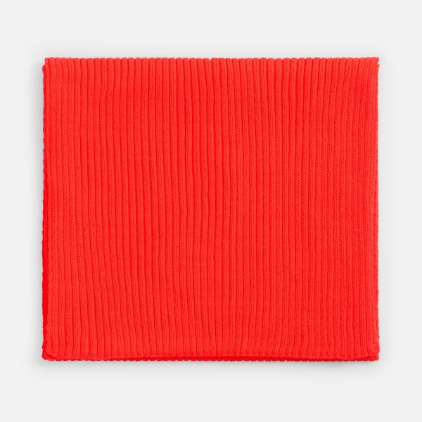 ярко-красный (кармин)