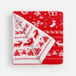 красный с молочным