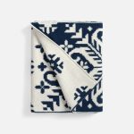 синий с белым