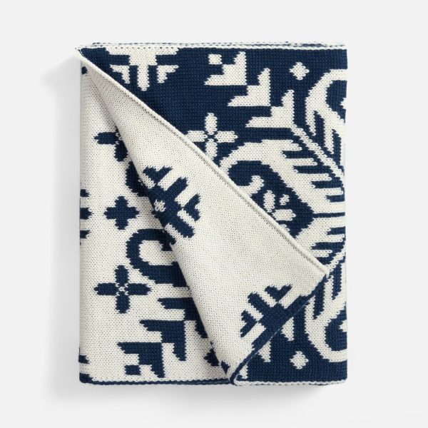 синий с белым