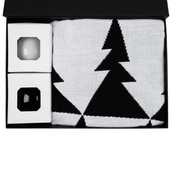 черно белый