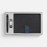 черный с синим