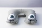Надувная подушка под шею в чехле Sleep, серая — изображение 4