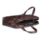 красно-коричневая